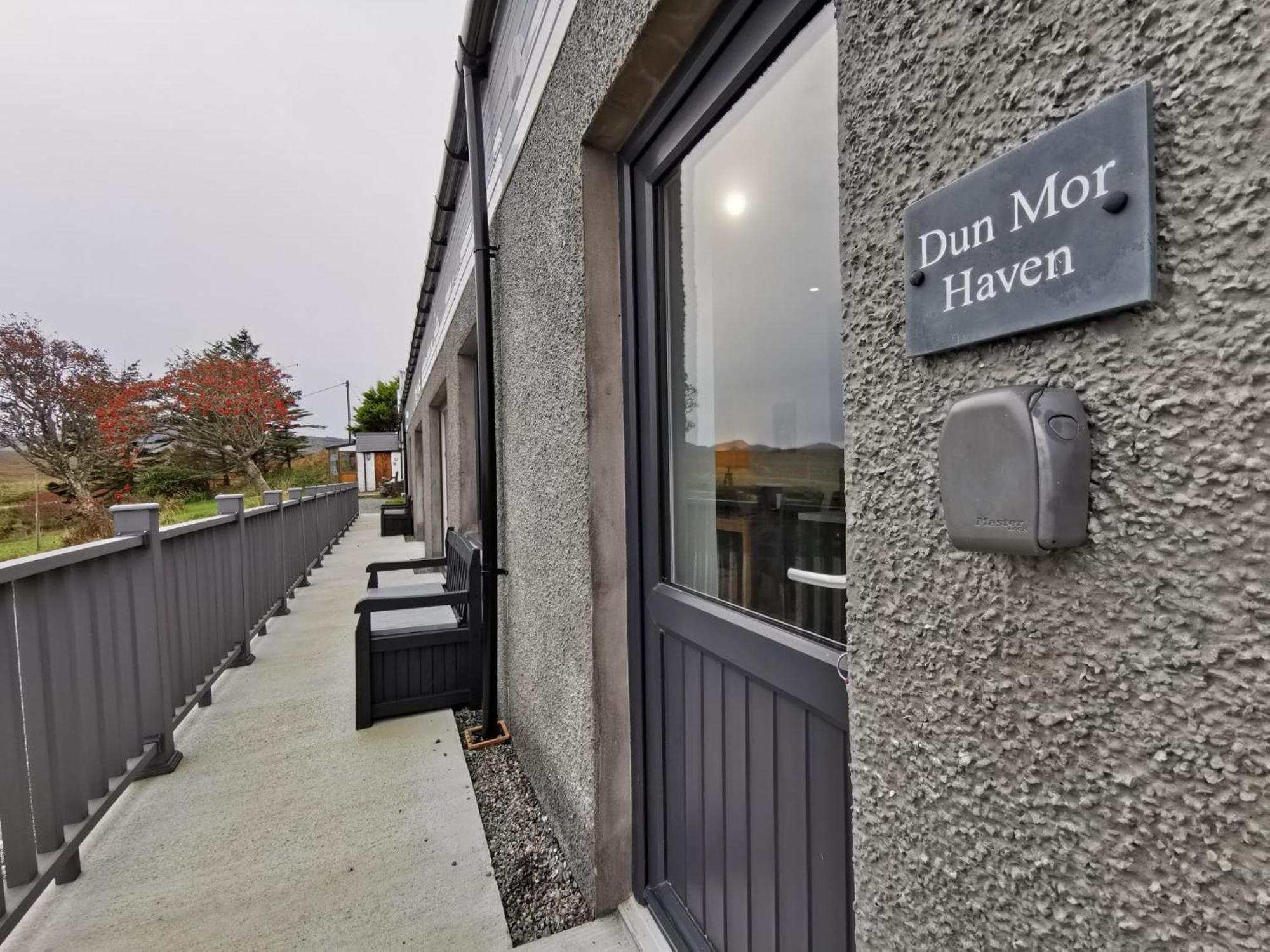 Skye Stays Staffin Exterior photo
